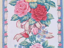 Load image into Gallery viewer, Vintage Fabric - 1940s Interior Home Decorating - Polished Chintz - Roses - Fabric Remnant - HD731