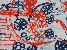 Load image into Gallery viewer, 1960s 1970s Retro Fabric - Whipped Cream - 1970 Floral - Fabric Remnant - 6PW8