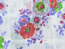 Load image into Gallery viewer, Vintage Fabric - Cotton - Dimity - Floral - By the Yard - DMT335