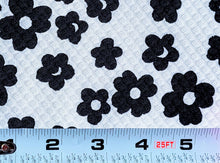 Load image into Gallery viewer, 1960s 1970s Retro Fabric - Cotton - Honeycomb Daisy - Fabric Remnant - 6C212