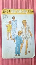 Load image into Gallery viewer, 1975 Simplicity Vintage Sewing Pattern 6427 - Teen, Boy Pajamas PTSB6427

