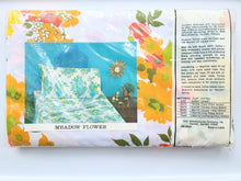 Load image into Gallery viewer, Vintage Bed Sheet - Double - Flat - Meadow Flower - Yellow Orange - BDSD522