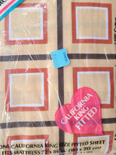 Load image into Gallery viewer, Vintage Bed Sheet - California King - Fitted - Square MOD - St Mary's - BDKFT803