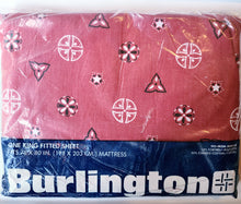 Load image into Gallery viewer, Vintage Bed Sheet Set - King - Printworks - Parsons School of Design - BDKST420