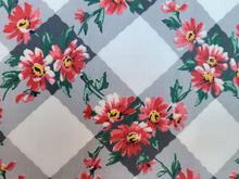 Load image into Gallery viewer, Vintage Fabric - Cotton - Floral - Pink - Taffetized - By the Yard - VCL519