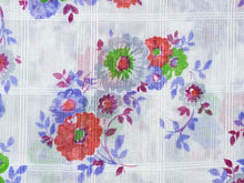 Load image into Gallery viewer, Vintage Fabric - Cotton - Dimity - Floral - By the Yard - DMT335
