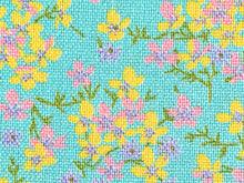 Load image into Gallery viewer, 1960s 1970s Retro Fabric - Heavy Cotton - Sky Blue Floral - Fabric Remnant - 6C284
