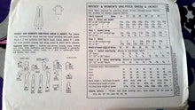Load image into Gallery viewer, 1967 Simplicity Vintage Sewing Pattern 7102 - One Piece Dress - Size 40
