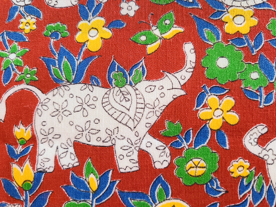 1960s 1970s Retro Fabric - Cotton - Elephant Flower Power - Fabric Remnant - 6C402