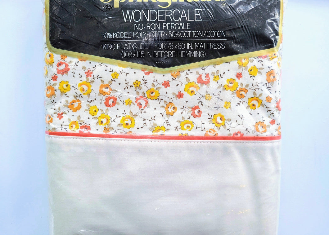 Vintage Bed Sheet - King - Flat - Calico Roses with Trim - Springmaid - BDKFT450