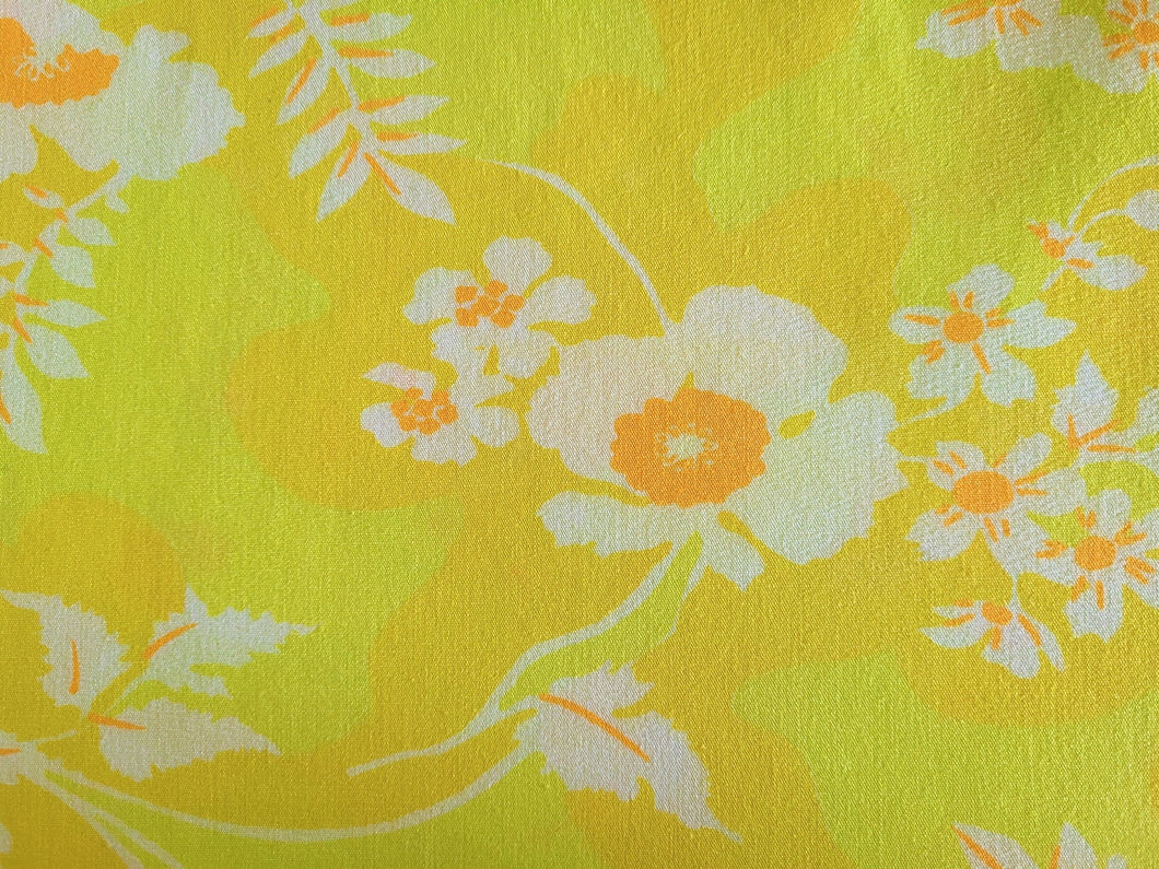 1960s 1970s Retro Fabric - Cotton - Floral Ripples - By the Yard - 6C556