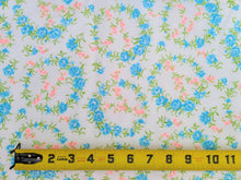 Load image into Gallery viewer, Vintage Fabric - Cotton - Flannel - Floral - Blue, Pink - Fabric Remnant - VFL524

