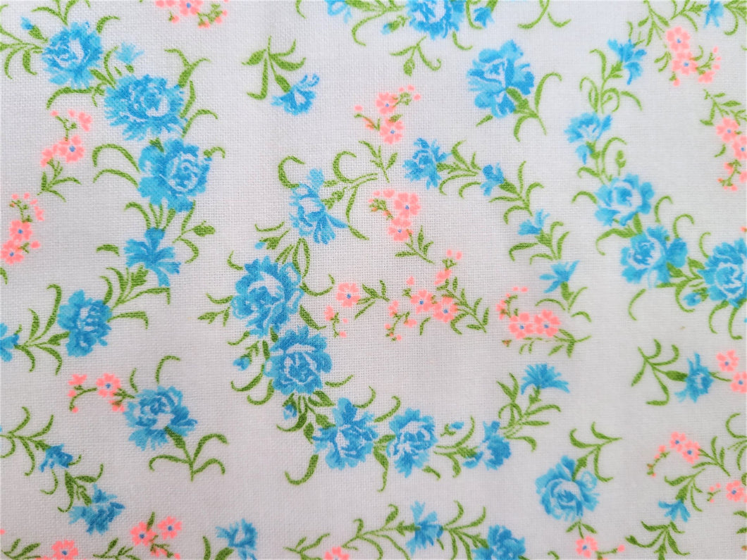 Vintage Fabric - Cotton - Flannel - Floral - Blue, Pink - Fabric Remnant - VFL524